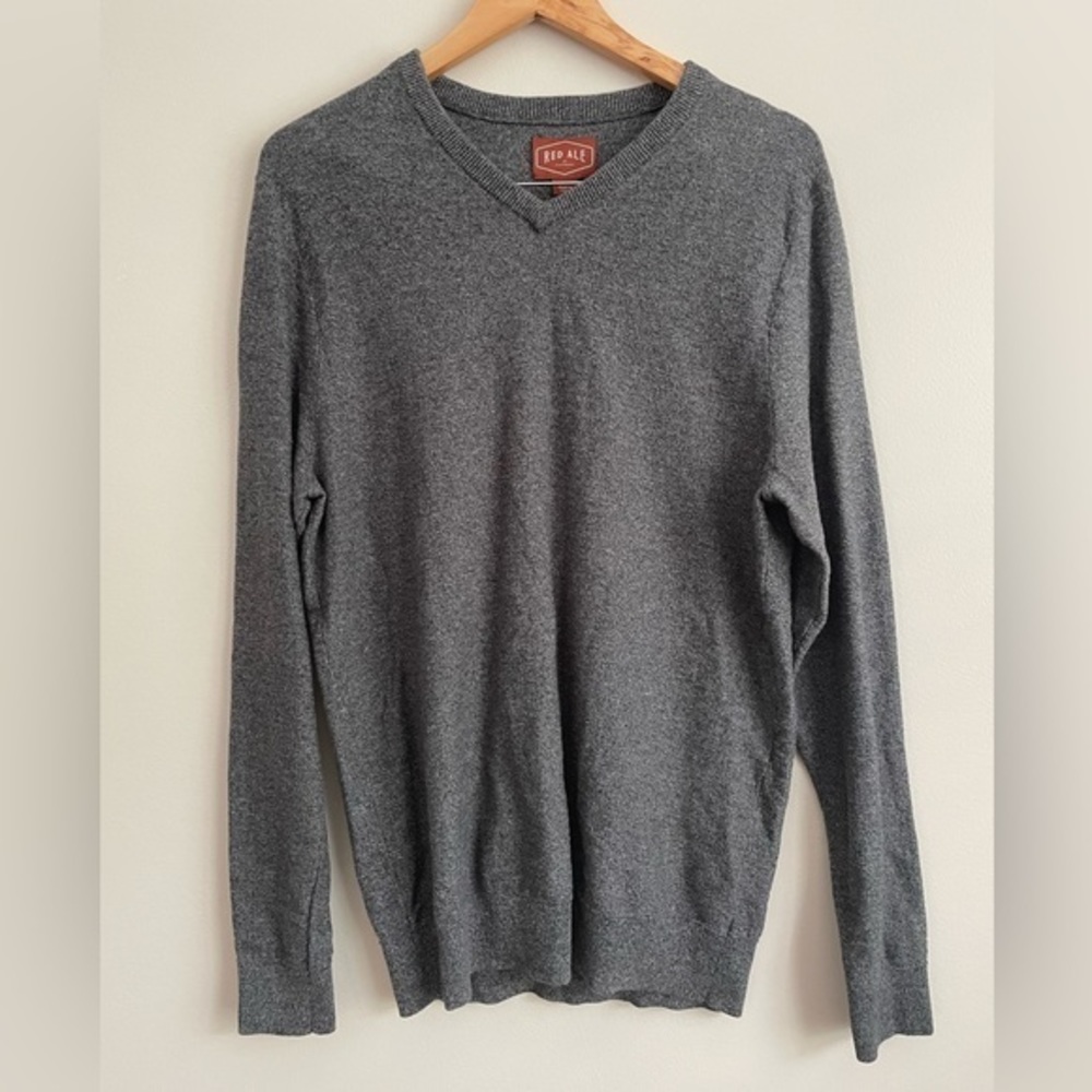 Red Ale By Alesbury Men’s Sweater Long Sleeve Gray‎ Medium V Neck 100% Cotton